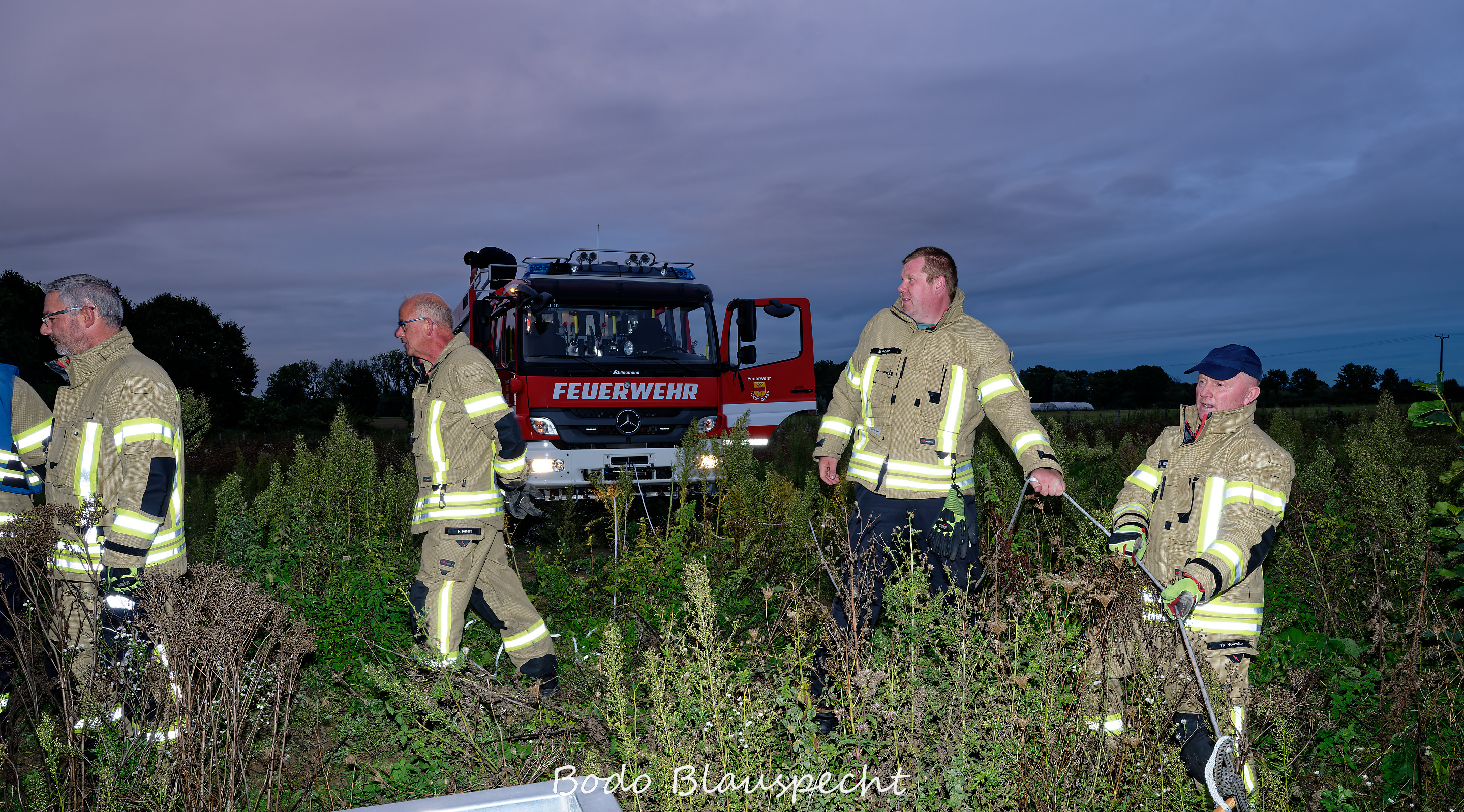 09.17 19.31 138   Feuerwehrübung   Steveraue WEB